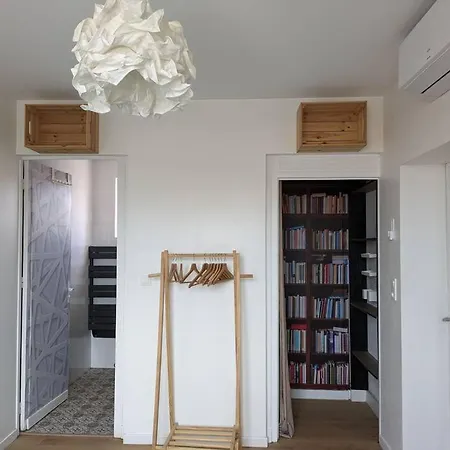 Le Proche Gare Et Appartement